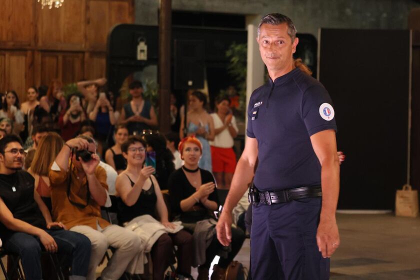 tenue policier