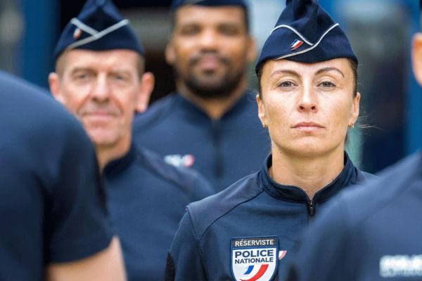 policier r�serviste